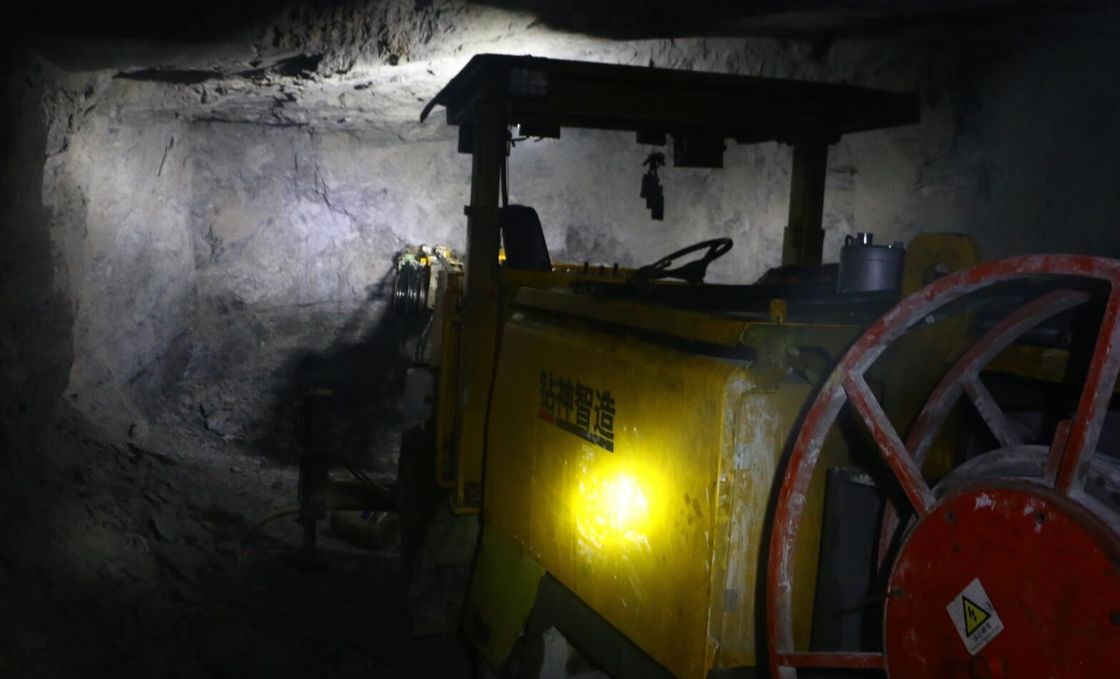 Jumbo Rock Underground Mining Machine Hydraulic 43mm-89mm