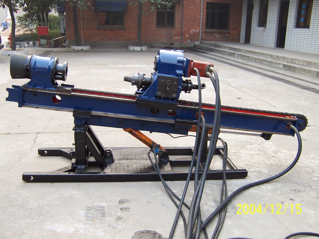 MD50 Portable Drilling Rigs High Torque 2500 N.m For Solve Geologic