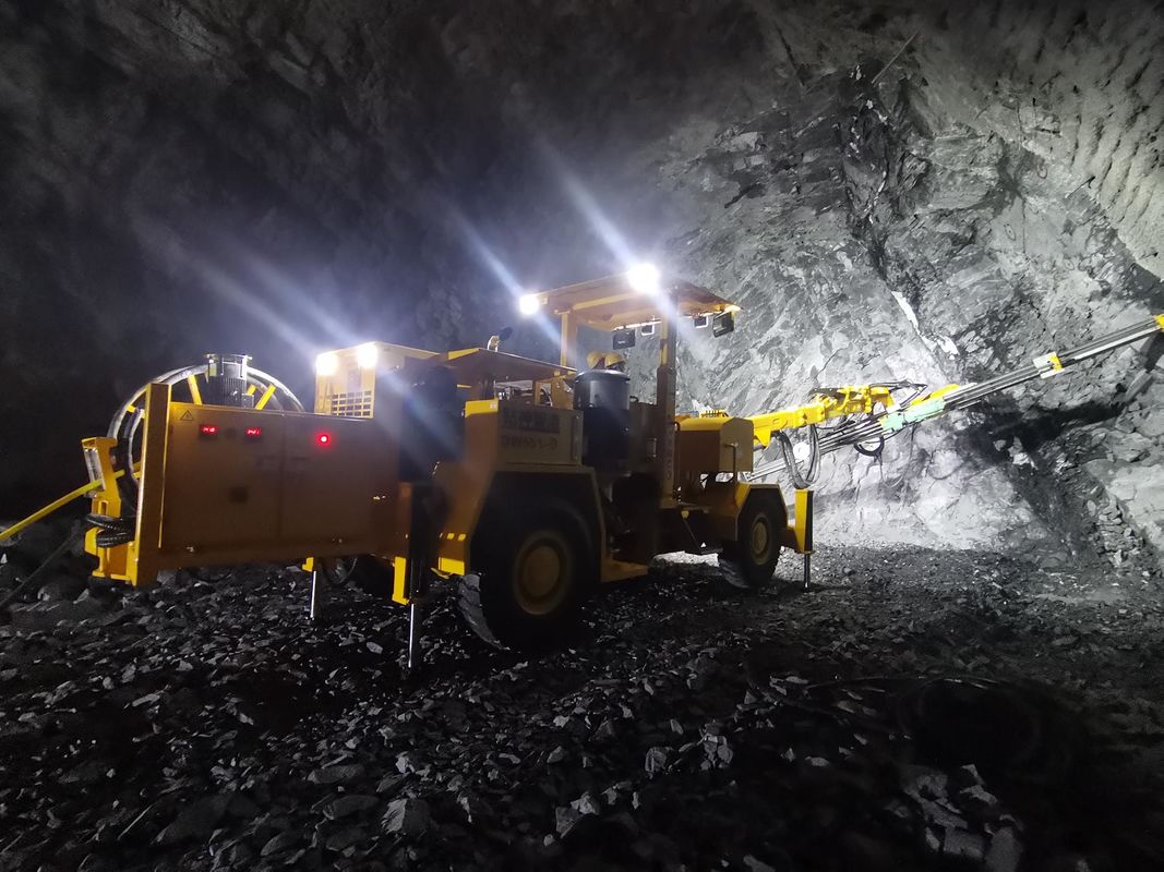 13500kg Tunnel Rock Bolts Face Drilling Rig for Underground Mine Development in Applicable Cross-Sectional Area 6645mm*6060mm